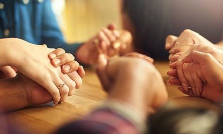 JÓVENES EMPRENDEDORES