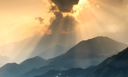 Momentos oscuros, oraciones intensas